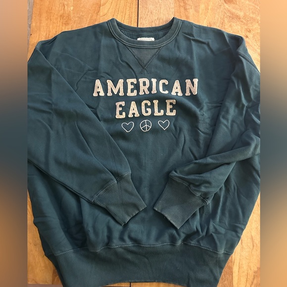 NWT- American Eagle Crew Neck Sweatshirt- oversized medium - Picture 5 of 11